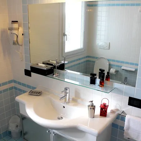 Ely's Apartman